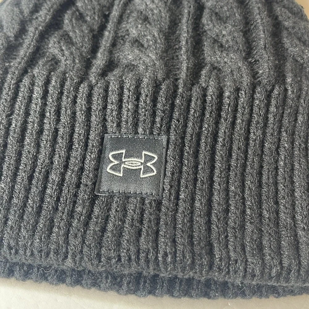 Under Armour UA Halftime Cable Knit Beanie Hat Black